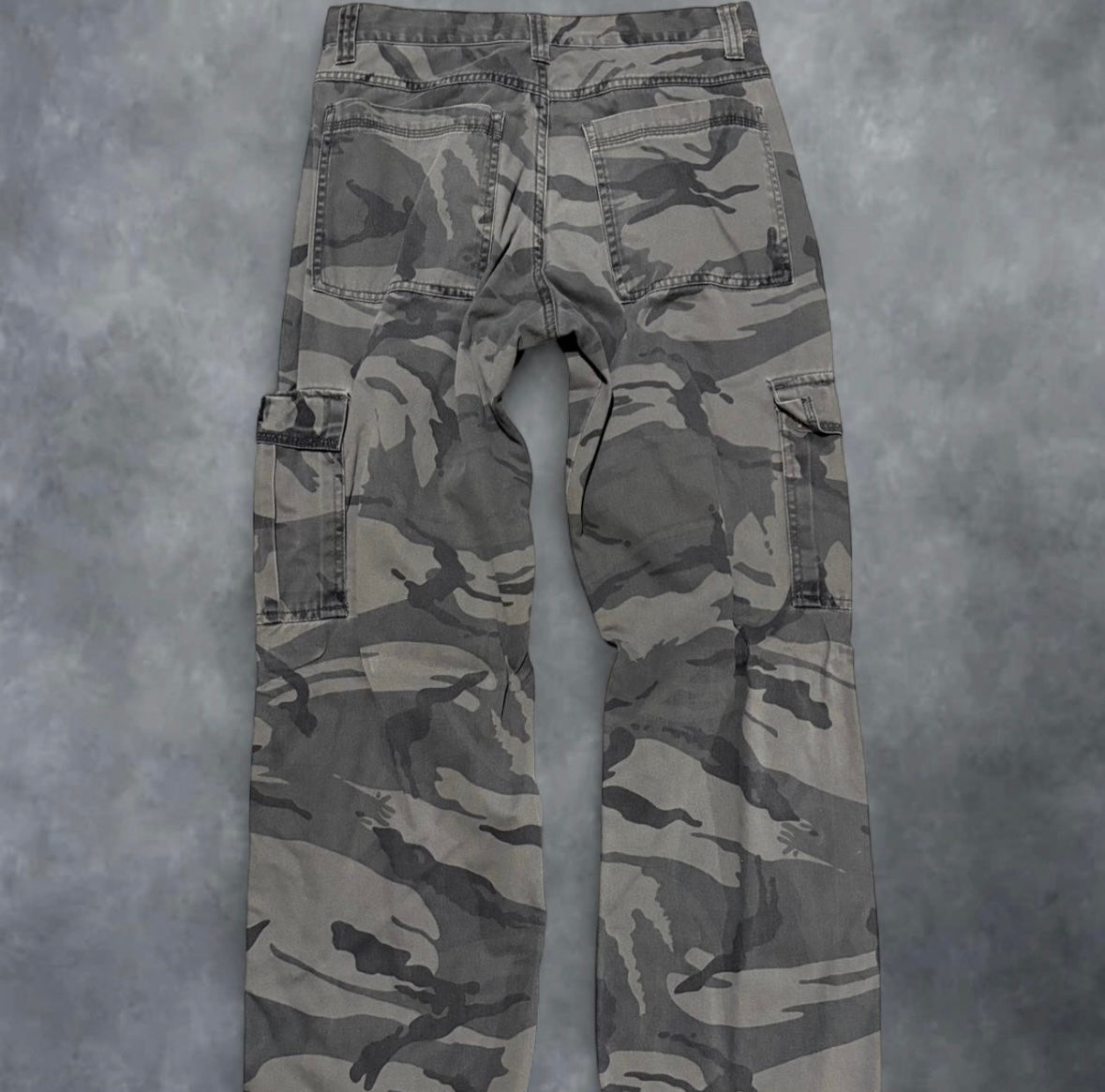 Vintage Camo Wrangler Cargo Pants (30x32)